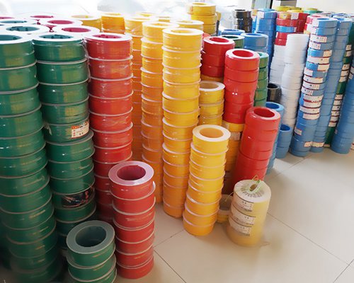 �������|����